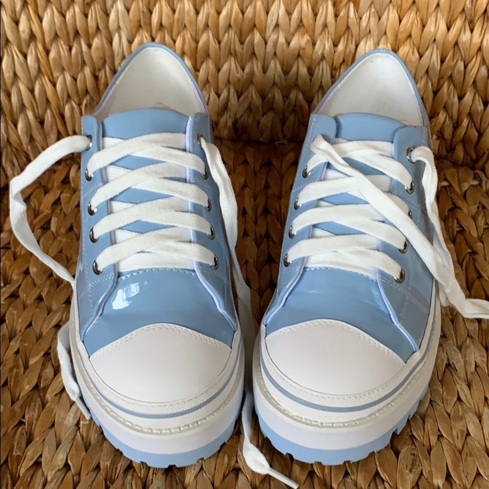 NIB 💙 Sugar Thrillz Patent Platform Sneakers - Picture 3 of 8